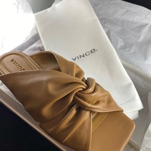 BRAND NEW Vince sandal size 6